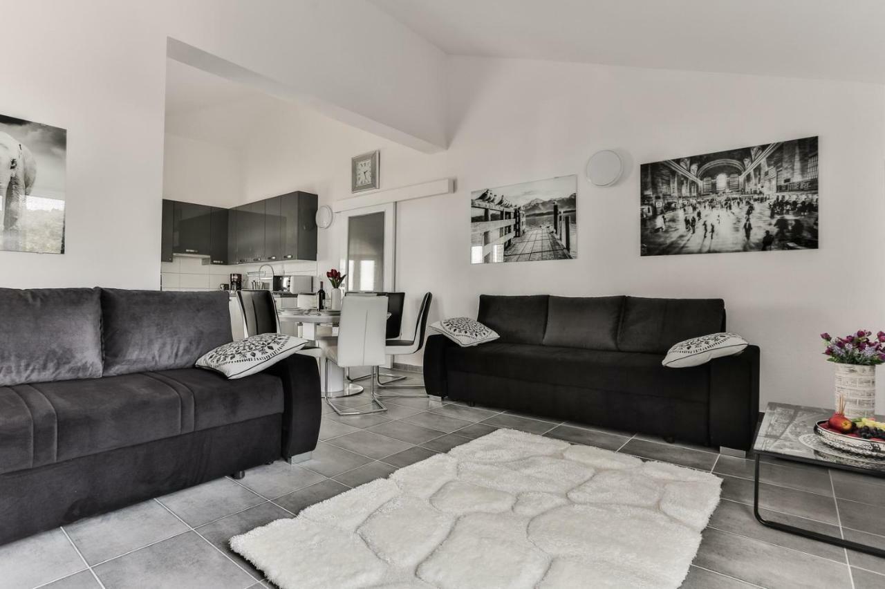 Villa Scandalli Sevid Buitenkant foto